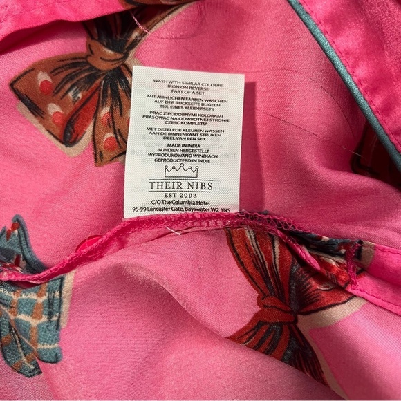 Their Nibs Women’s Medium Satin Shortie Pyjamas Pink Bow Print Sleepwear NWOT - Picture 7 of 13